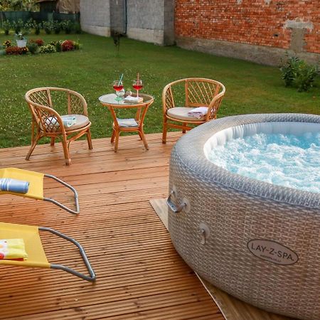Guest House Studio Apartman Marina - With Jacuzzi, Free Parking, Pet Friendly Karlovac Eksteriør bilde